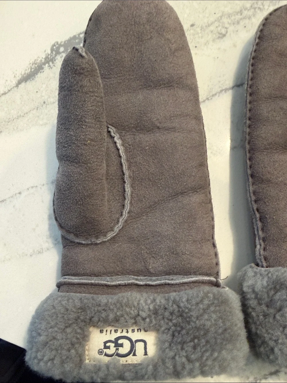 UGG Women's Sheepskin Embroider Mittens